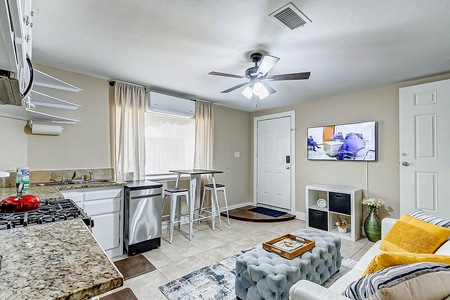 Furnished Finder property 1045142_1 photo 3