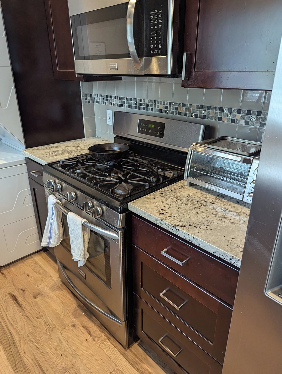 Furnished Finder property 1045162_1 photo 10