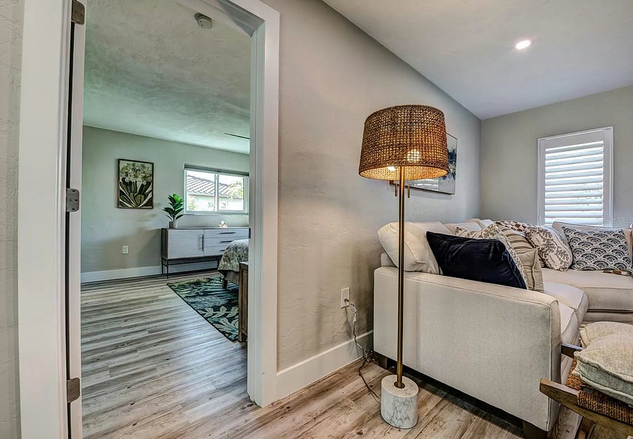 Furnished Finder property 1045173_1 photo 14