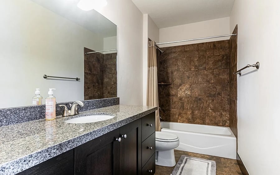 Ground floor full bath