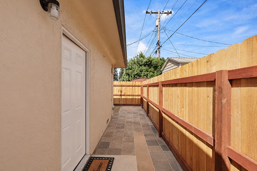 Furnished Finder property 1045185_1 photo 10
