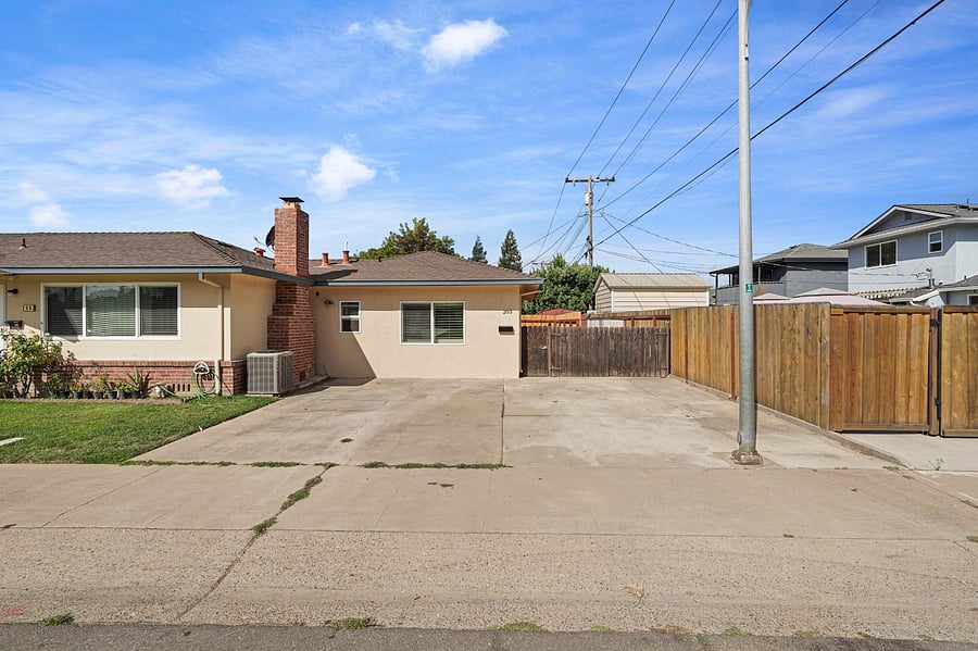 Furnished Finder property 1045185_1 photo 3
