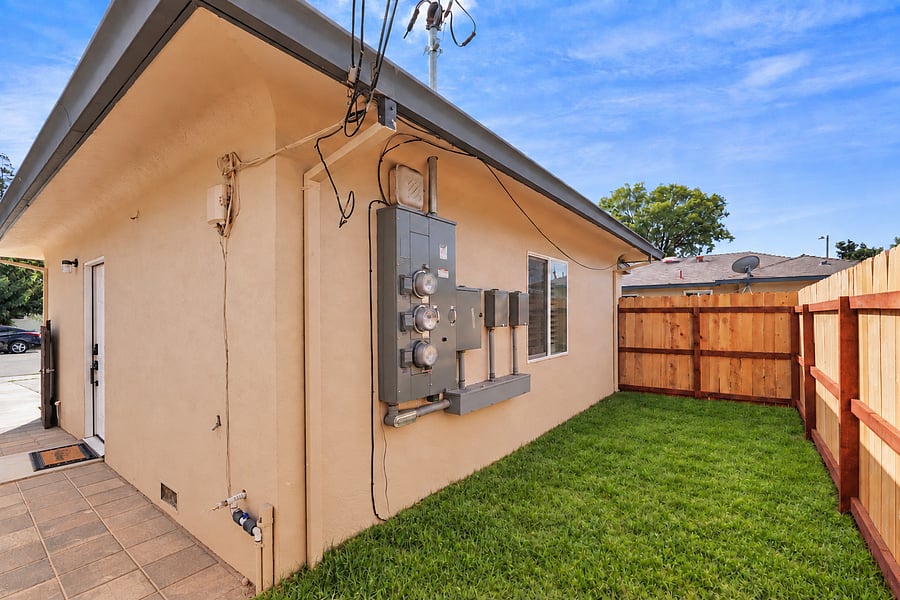 Furnished Finder property 1045185_1 photo 9