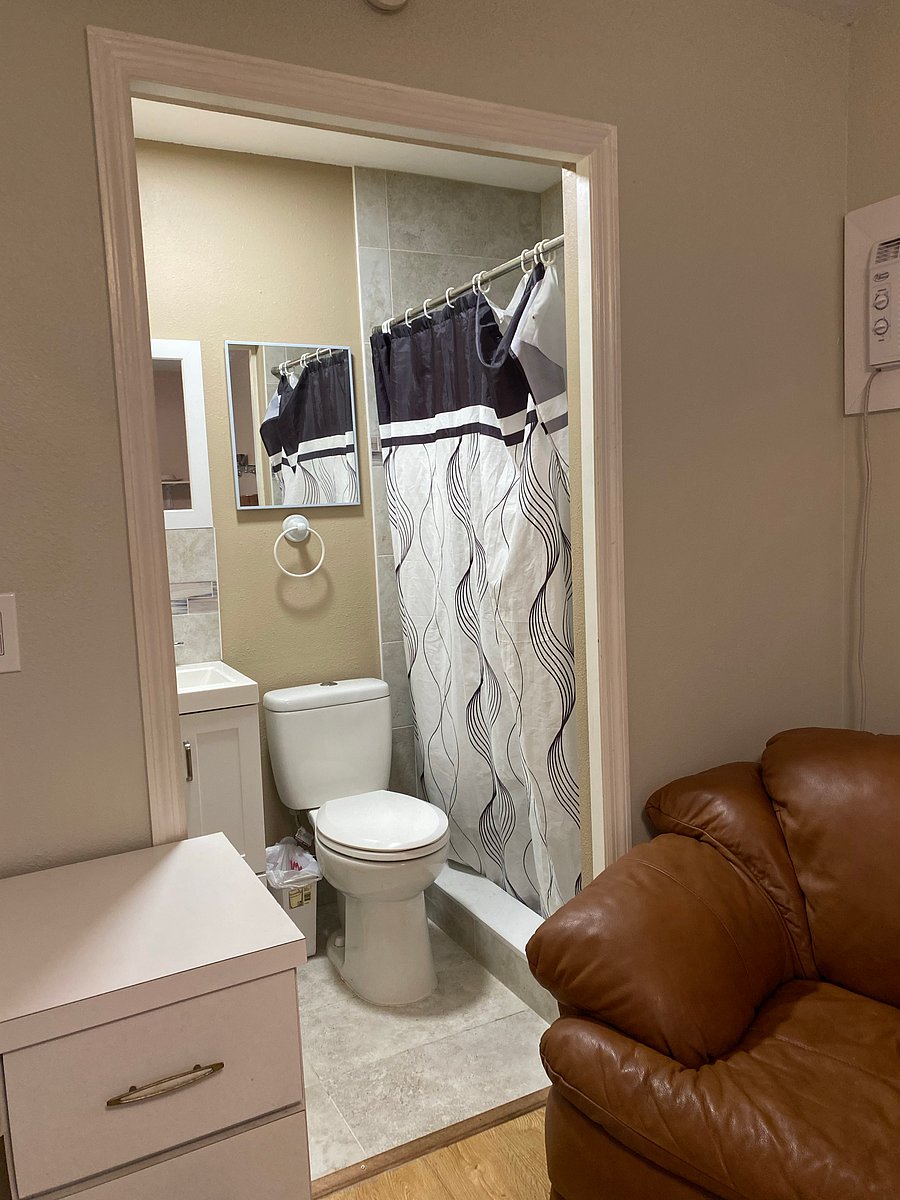 Furnished Finder property 1045196_1 photo 8