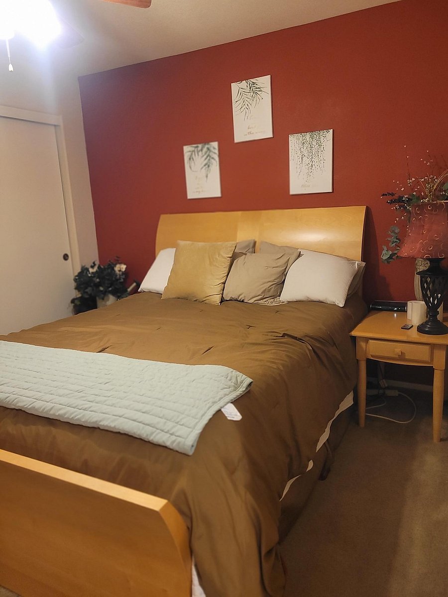 Comfortable Bedroom in Quiet, Peaceful Condo
.. Large Closet
.. Private TV and dresser can be seen in second photo
Bedroom Photo 1 of 2