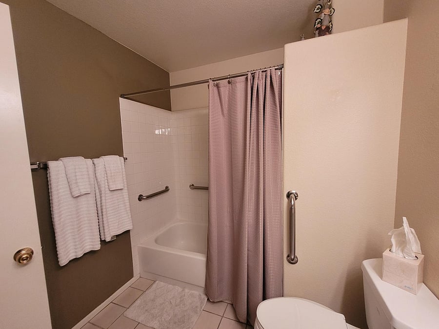 Bath and/or Shower in Private Bathroom
Private Bathroom 3 of 3