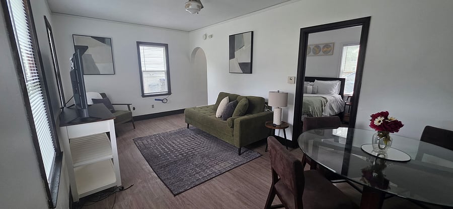Furnished Finder property 1045276_1 photo 4