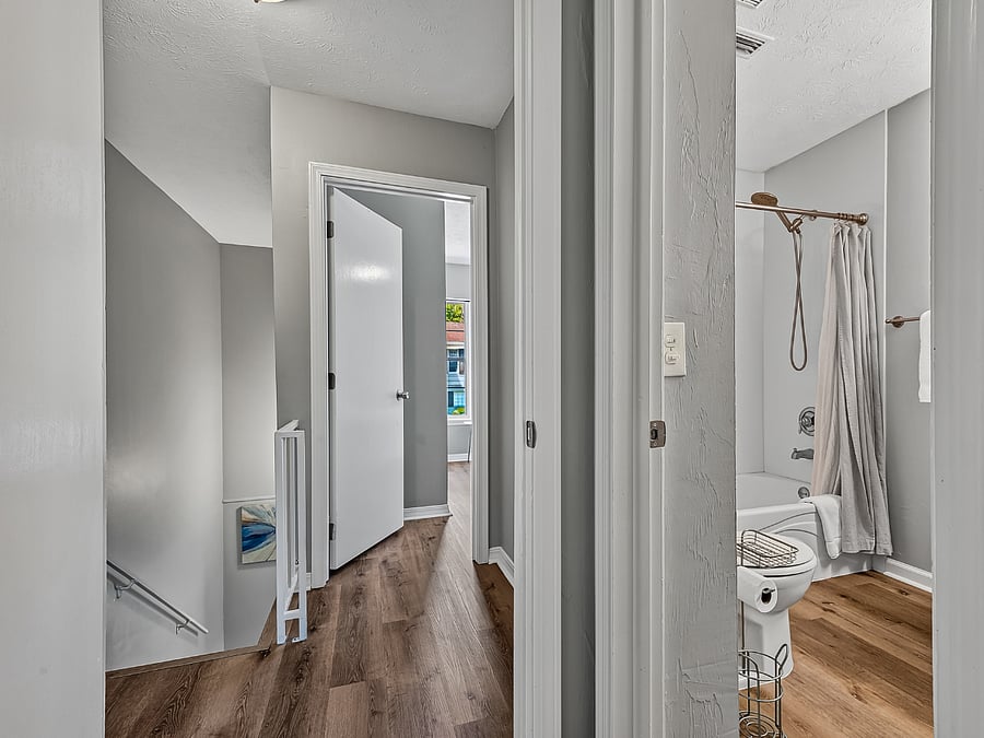 Furnished Finder property 1045300_1 photo 13