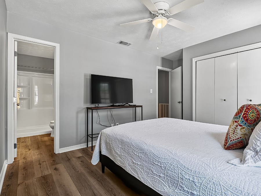 Furnished Finder property 1045300_1 photo 15