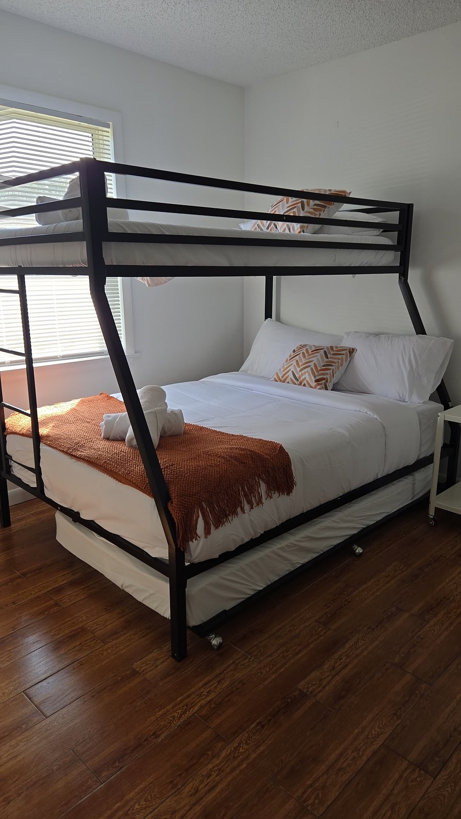 Furnished Finder property 1045321_1 photo 12