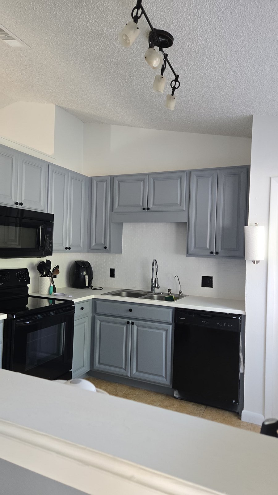 Furnished Finder property 1045321_1 photo 25