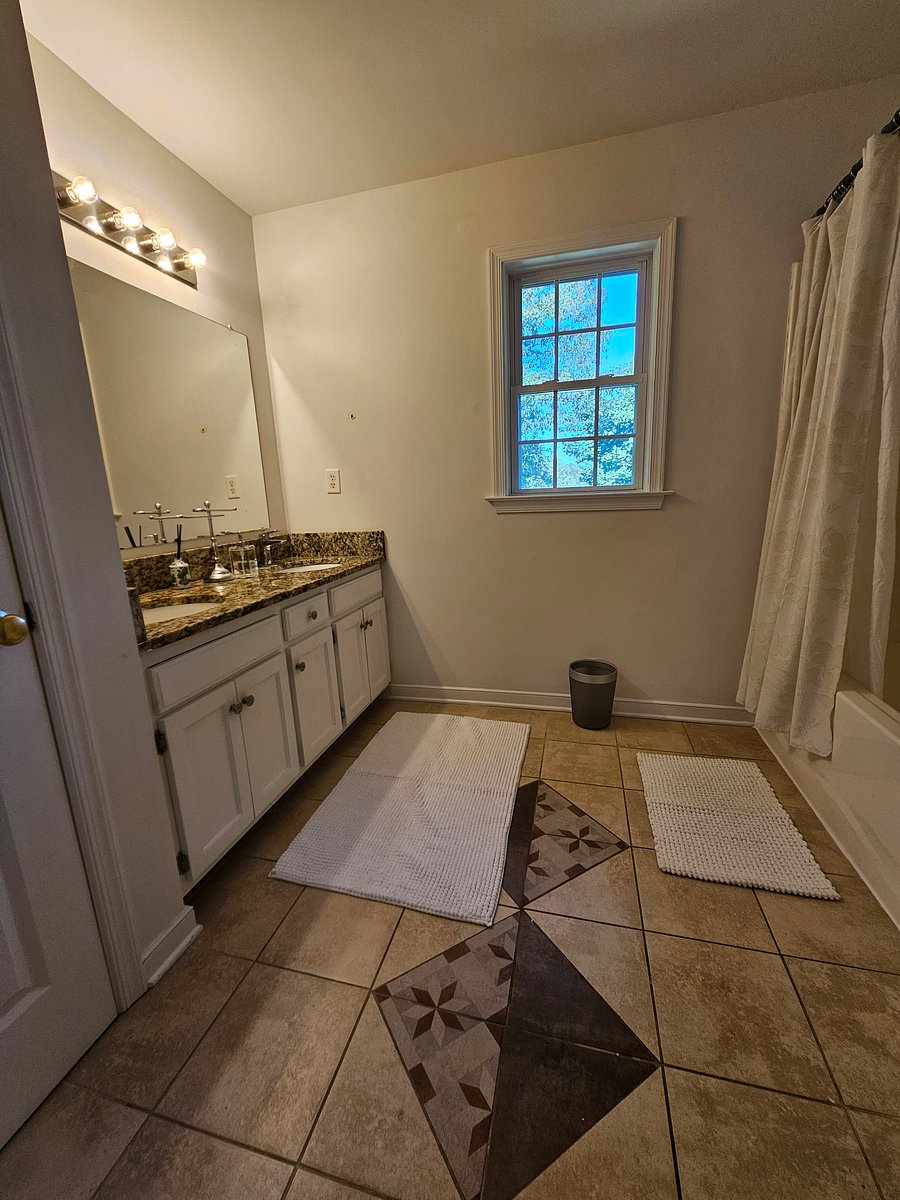 Furnished Finder property 1045339_1 photo 19