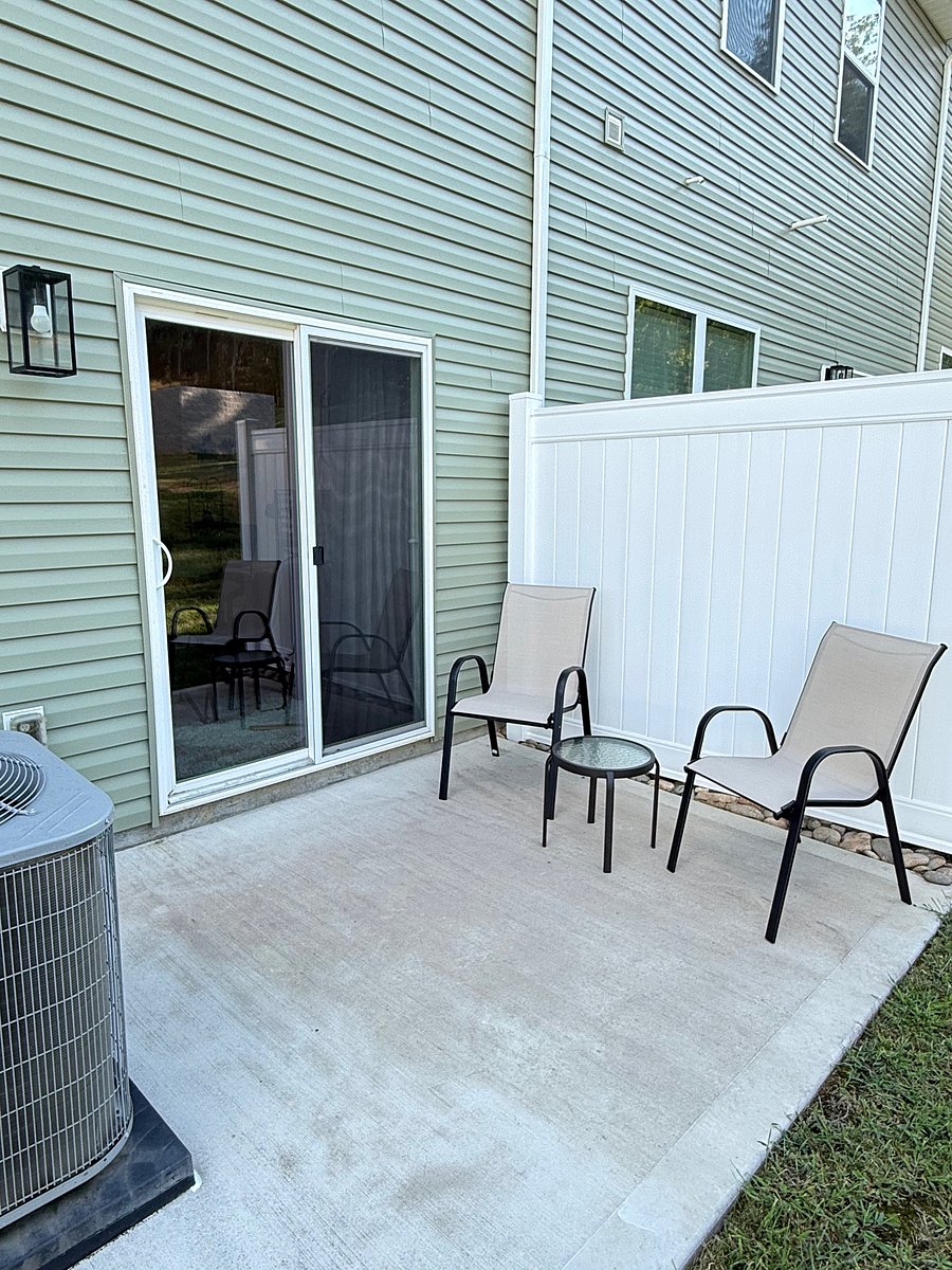 Furnished Finder property 1045341_1 photo 27