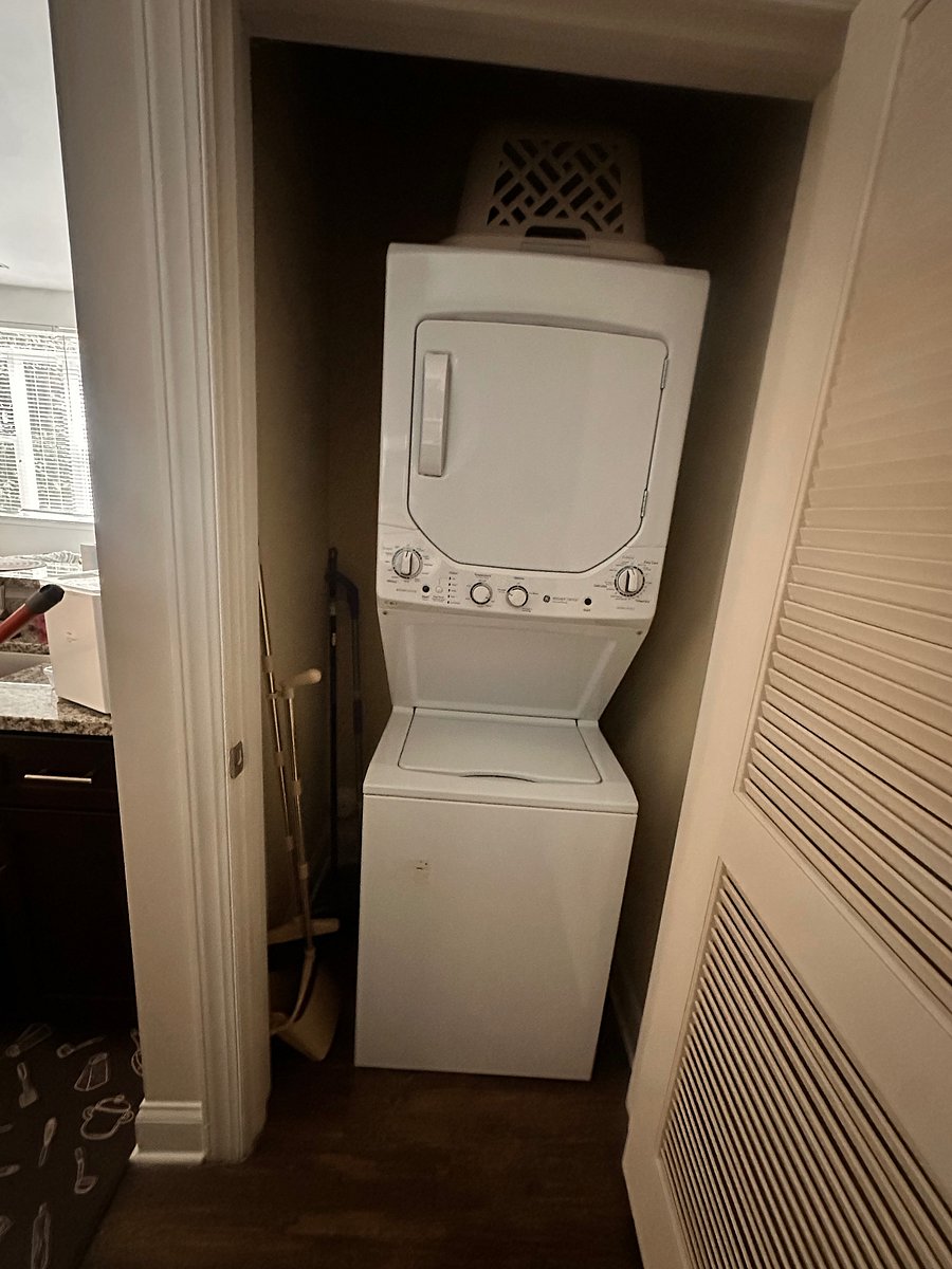 Furnished Finder property 1045345_1 photo 38