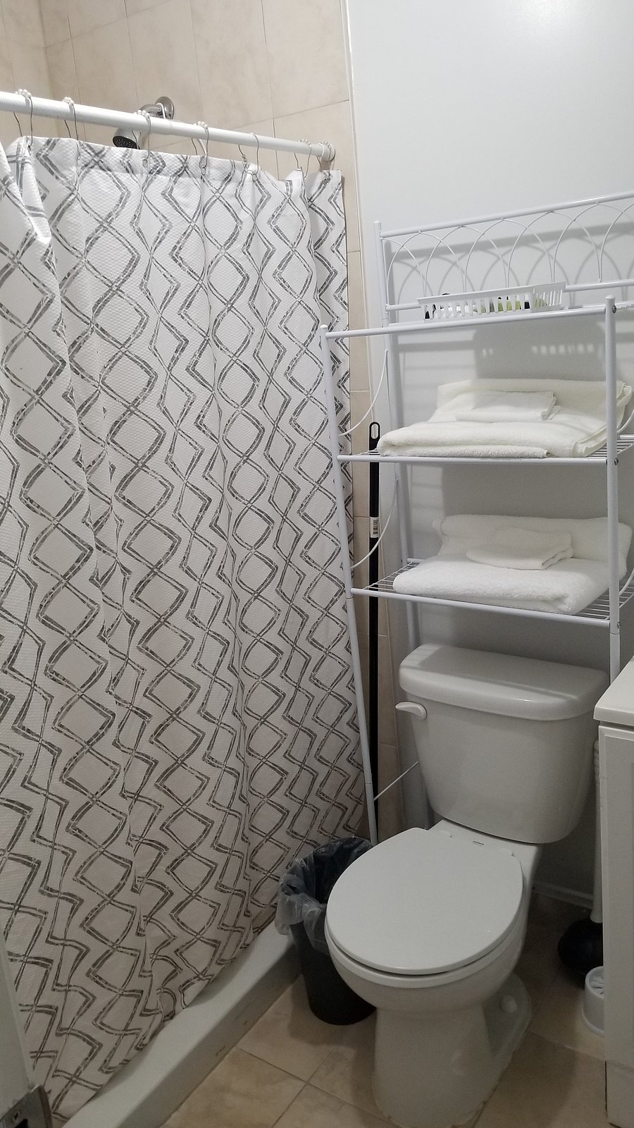 Furnished Finder property 1045394_1 photo 11