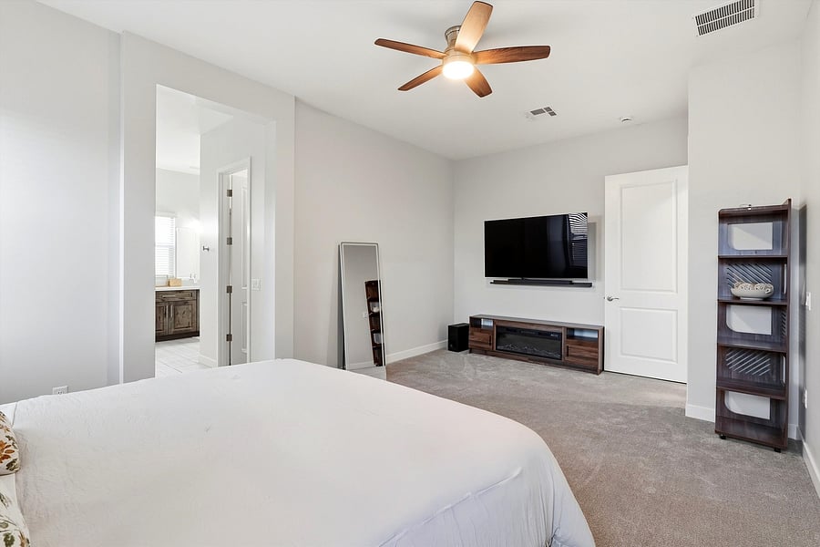 Furnished Finder property 1045403_1 photo 14