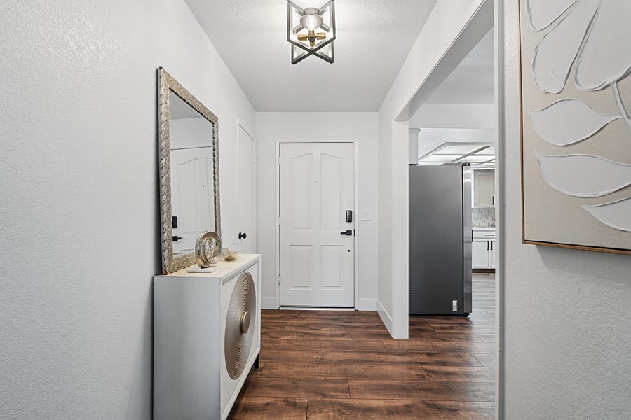 Furnished Finder property 1045447_1 photo 4