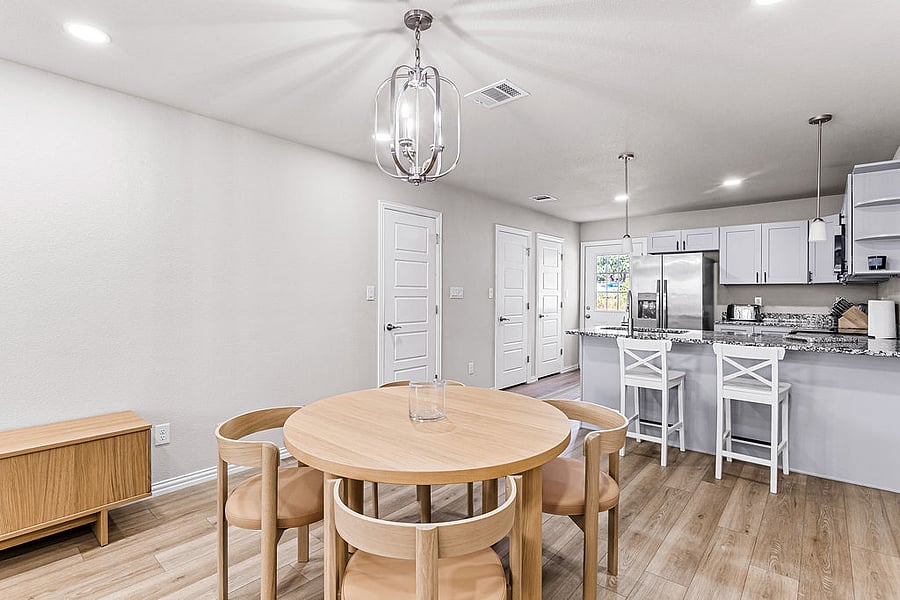Furnished Finder property 1045455_1 photo 4