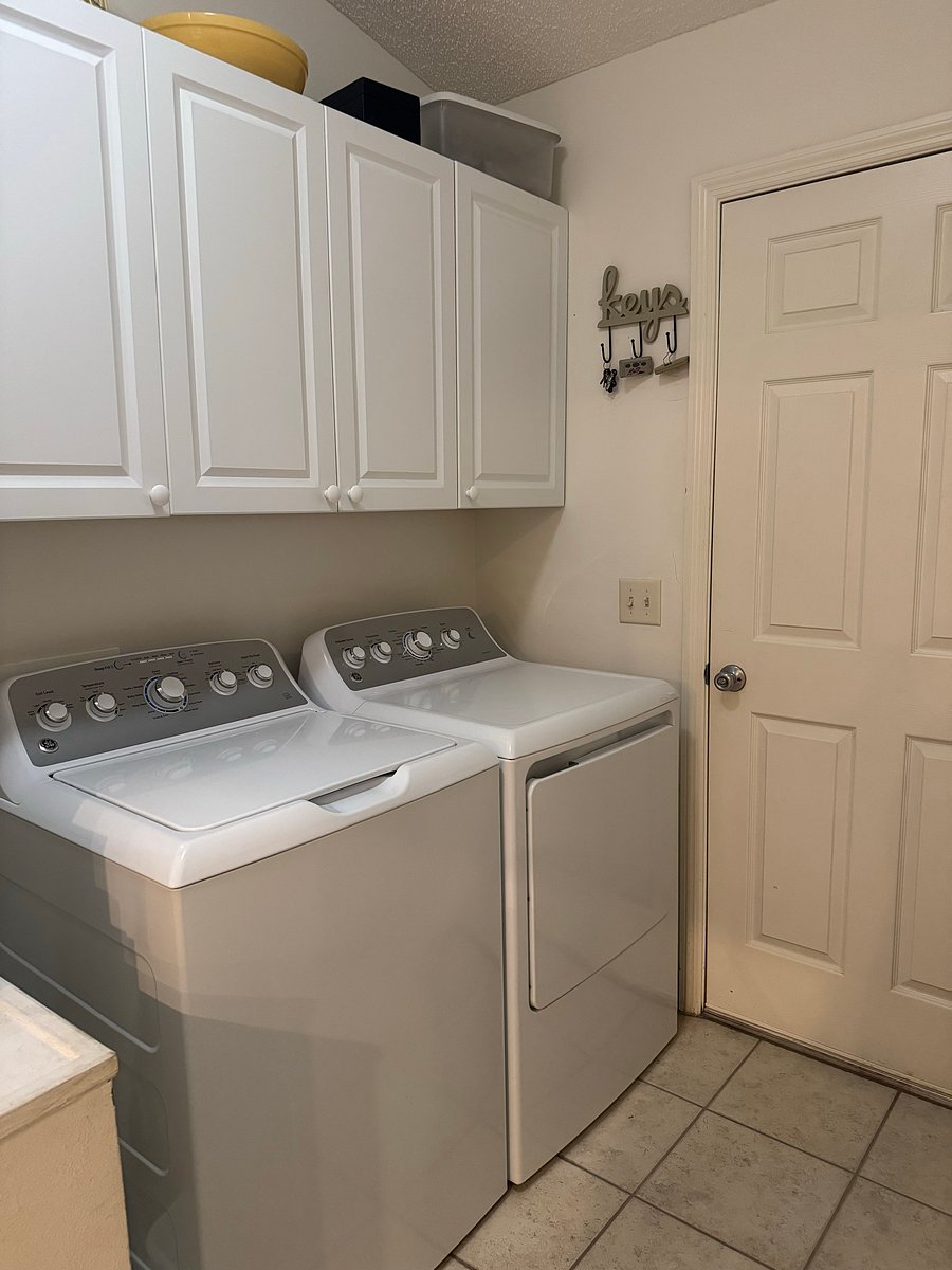 Furnished Finder property 1045458_1 photo 6