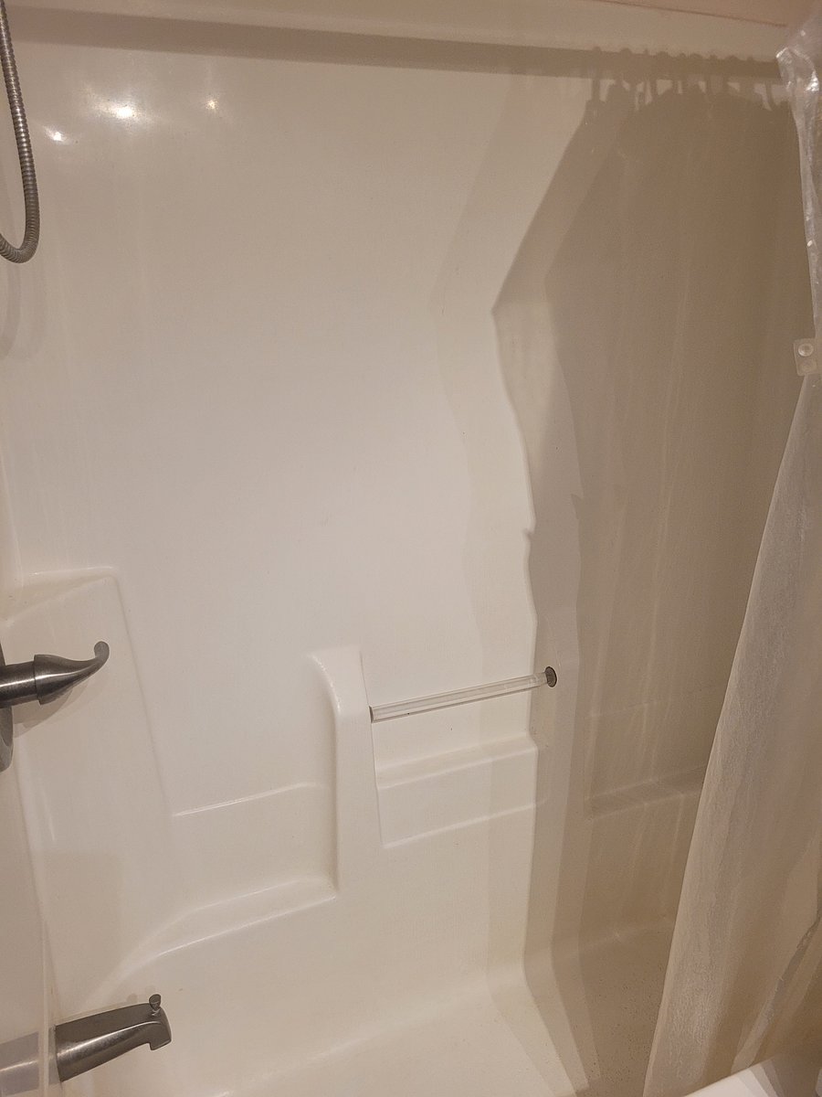 Mainfloor bathroom