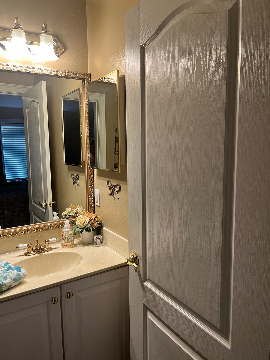 Furnished Finder property 1045510_1 photo 9