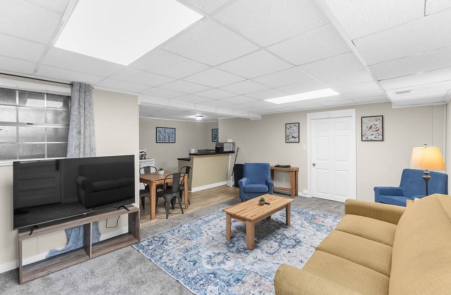 Bright and inviting, this second living space gives your group room to spread out. With comfortable seating and a queen sofa bed, it's an ideal spot for both gathering together and accommodating additional guests.
