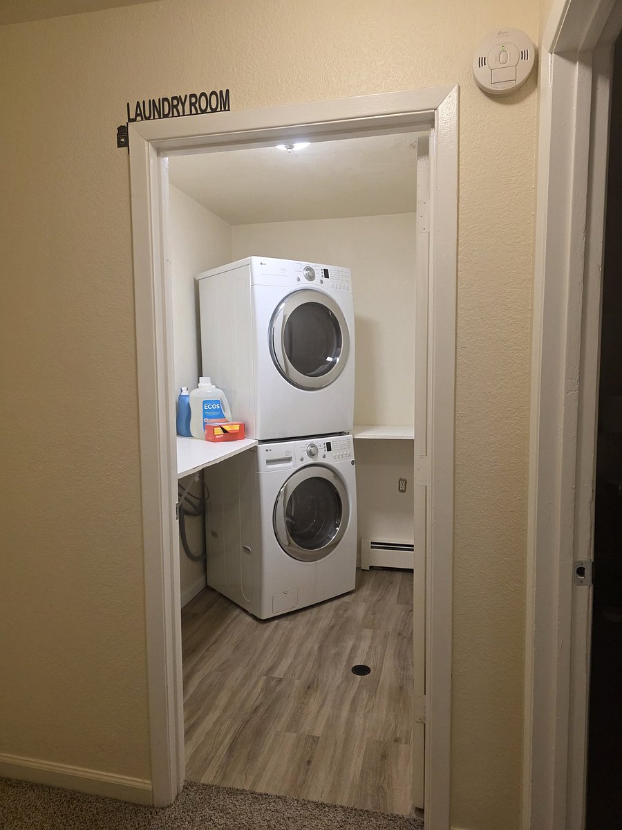 Furnished Finder property 1045523_1 photo 21