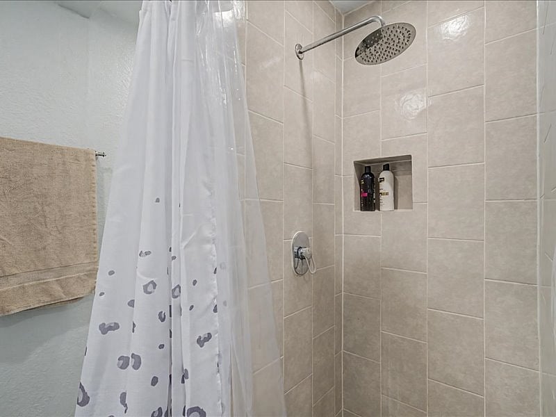 Furnished Finder property 1045532_1 photo 16