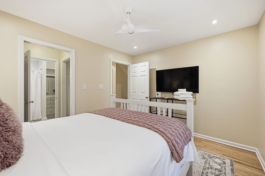 Furnished Finder property 1045537_1 photo 9