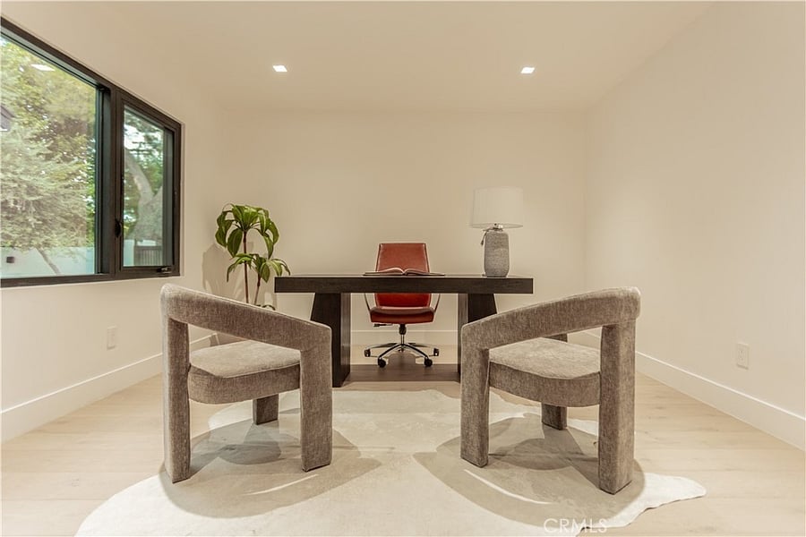 Furnished Finder property 1045547_1 photo 13