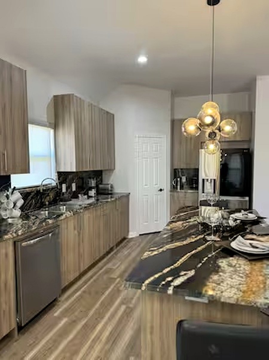 Furnished Finder property 1045550_1 photo 4