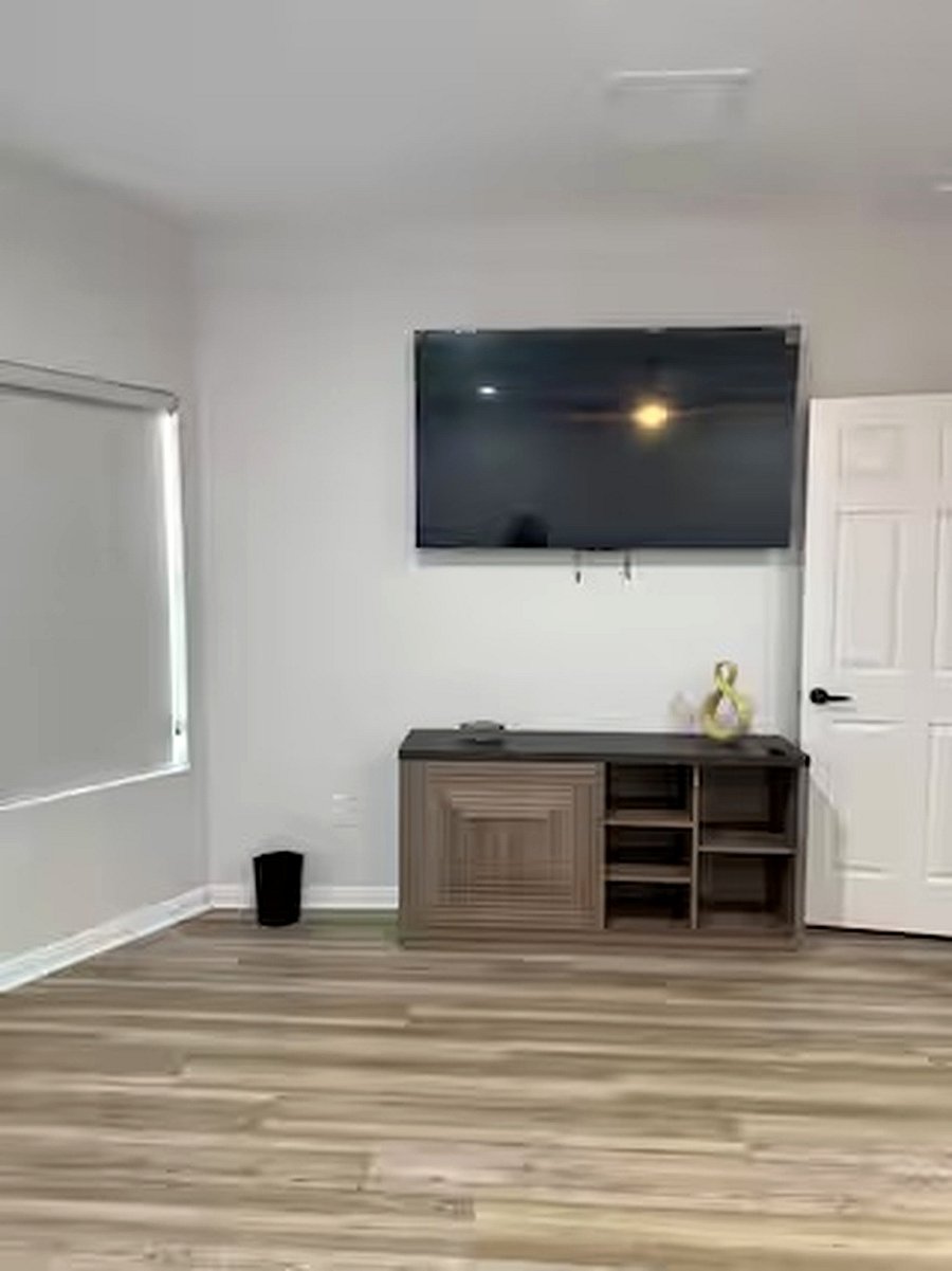 Furnished Finder property 1045550_1 photo 15