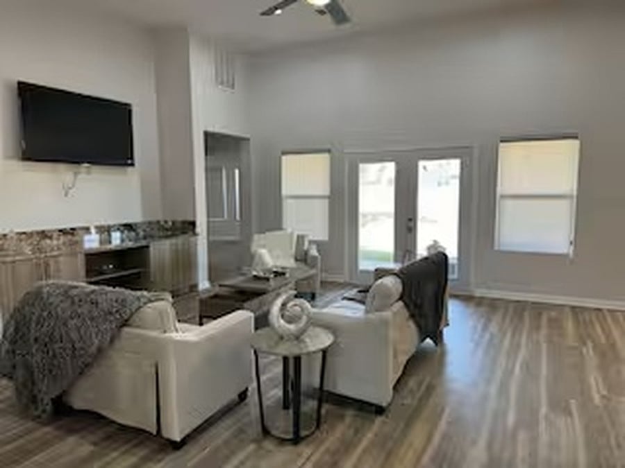Furnished Finder property 1045550_1 photo 8