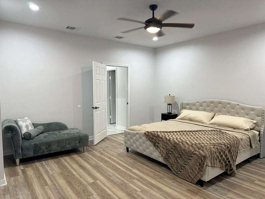 Furnished Finder property 1045550_1 photo 11