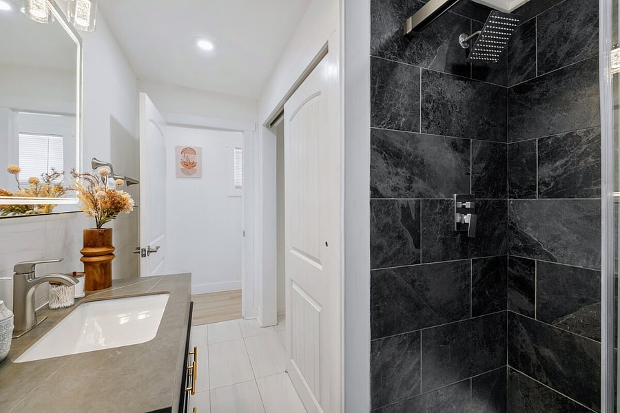 Furnished Finder property 1045551_1 photo 30