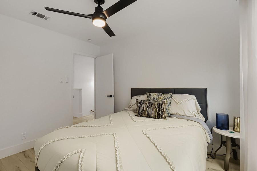 Furnished Finder property 1045565_1 photo 14