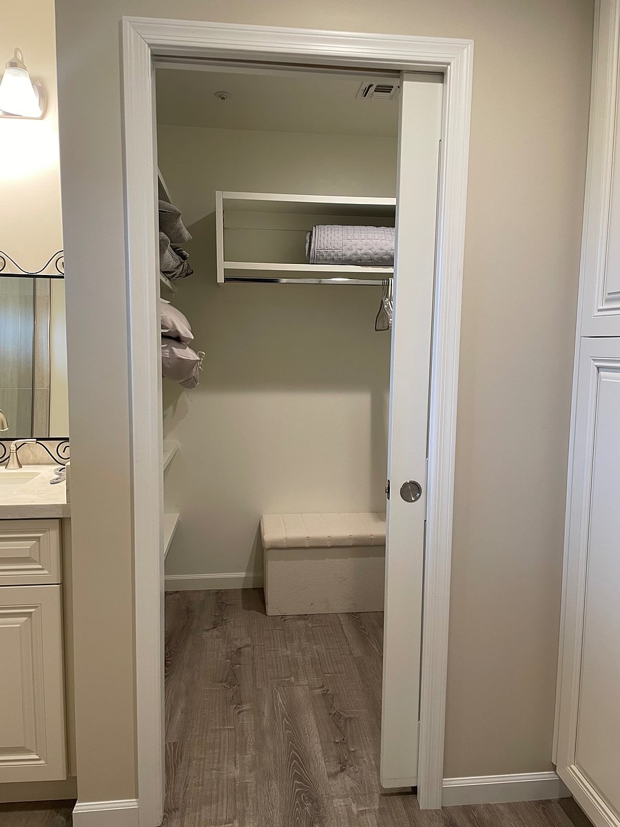Furnished Finder property 1045597_1 photo 42