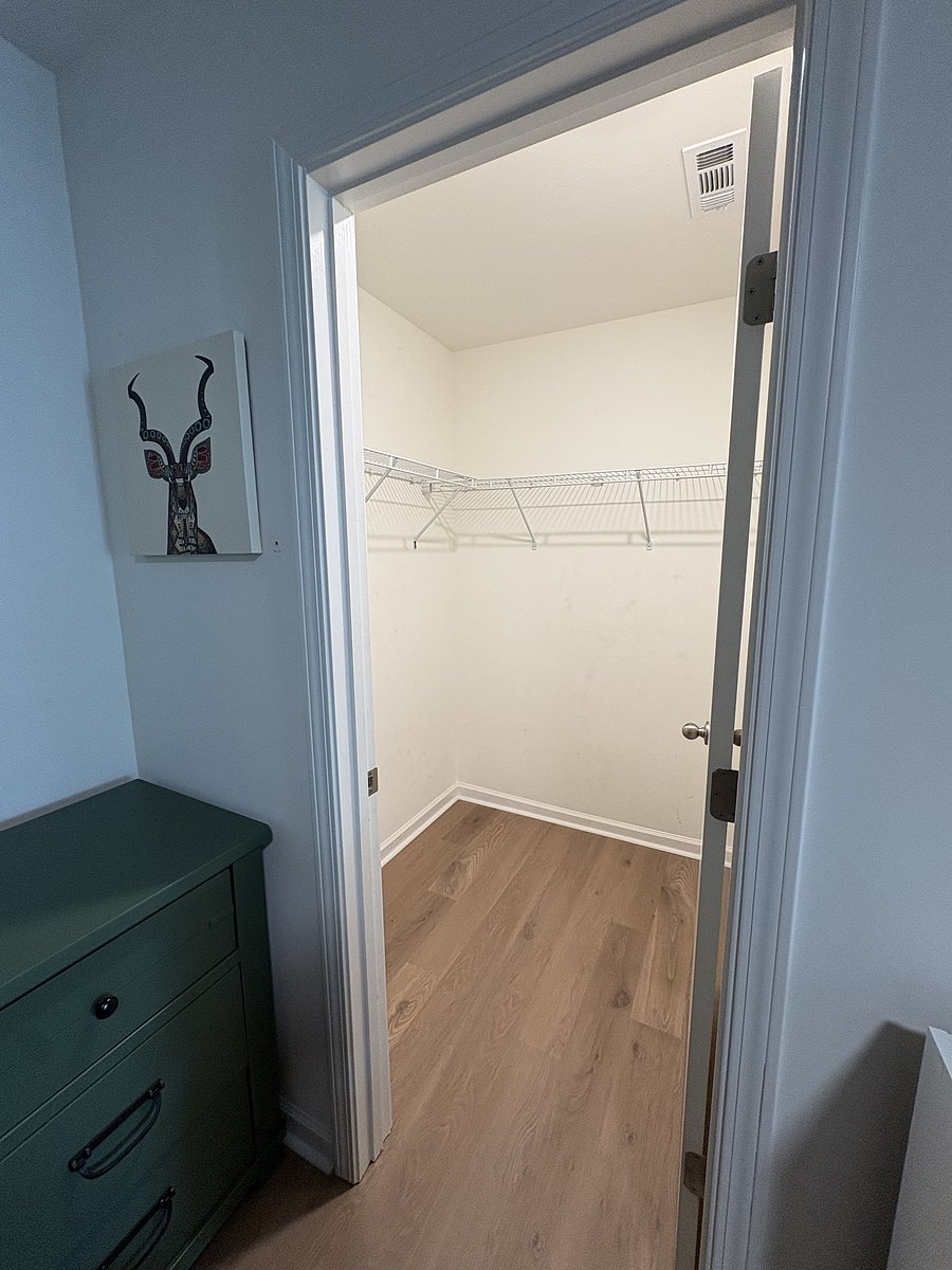 Furnished Finder property 1045601_1 photo 18