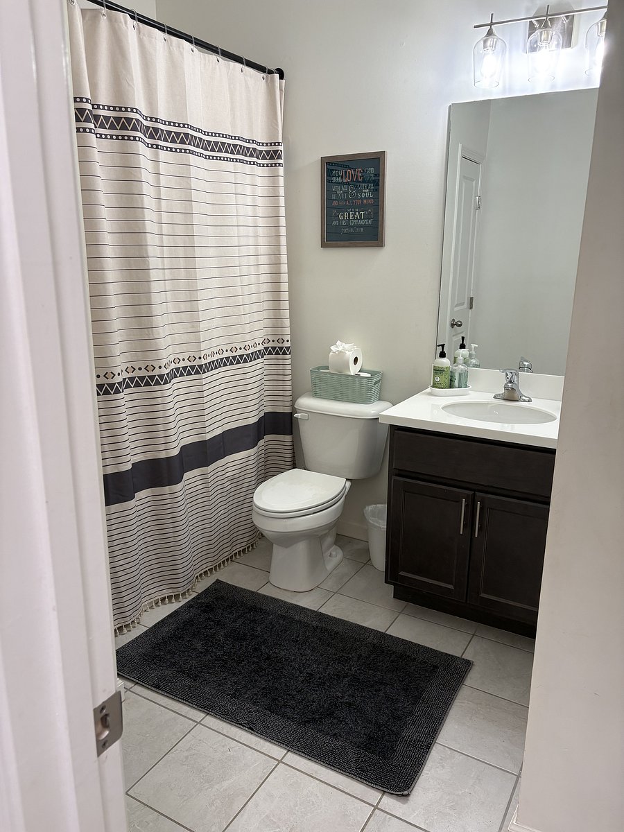 Furnished Finder property 1045601_1 photo 23