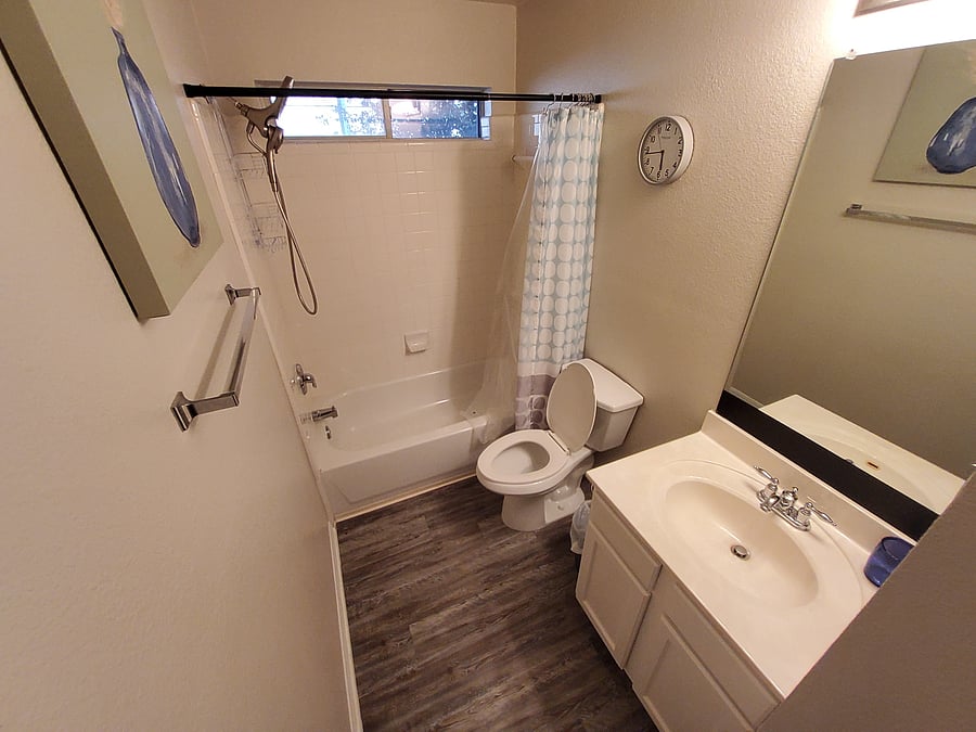 Furnished Finder property 1045623_1 photo 10