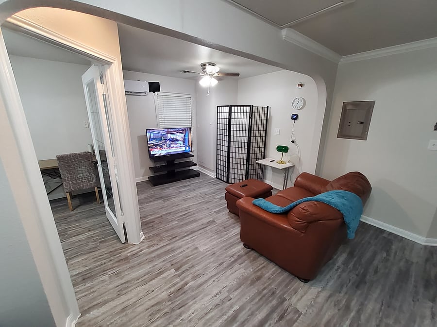 Furnished Finder property 1045623_1 photo 14