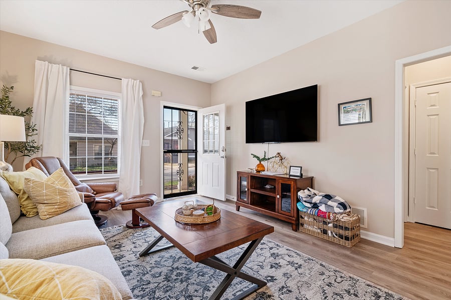 Furnished Finder property 1045627_1 photo 9