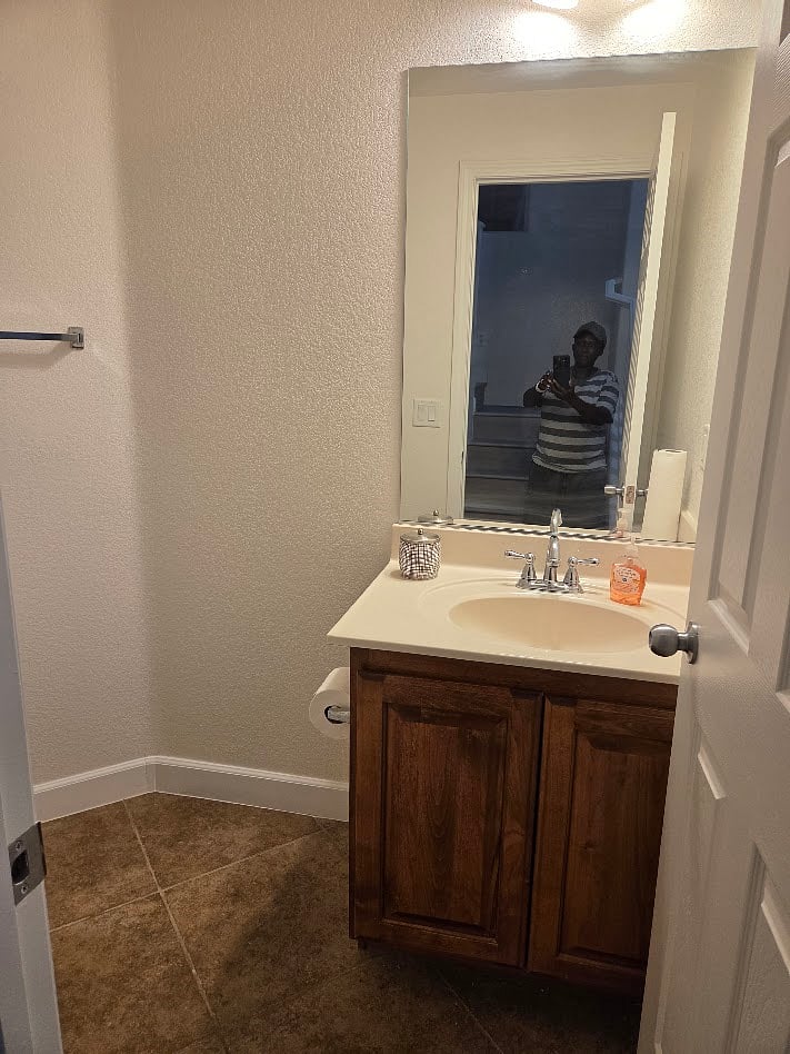 Furnished Finder property 1045640_1 photo 12