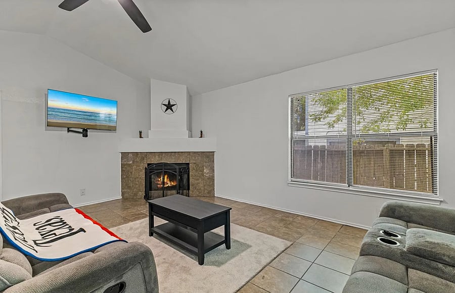 Furnished Finder property 1045647_1 photo 10