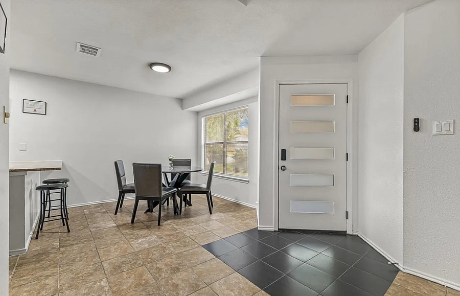 Furnished Finder property 1045647_1 photo 6