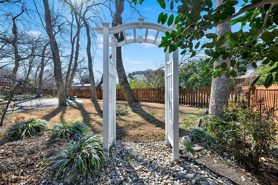 Furnished Finder property 1045660_1 photo 20