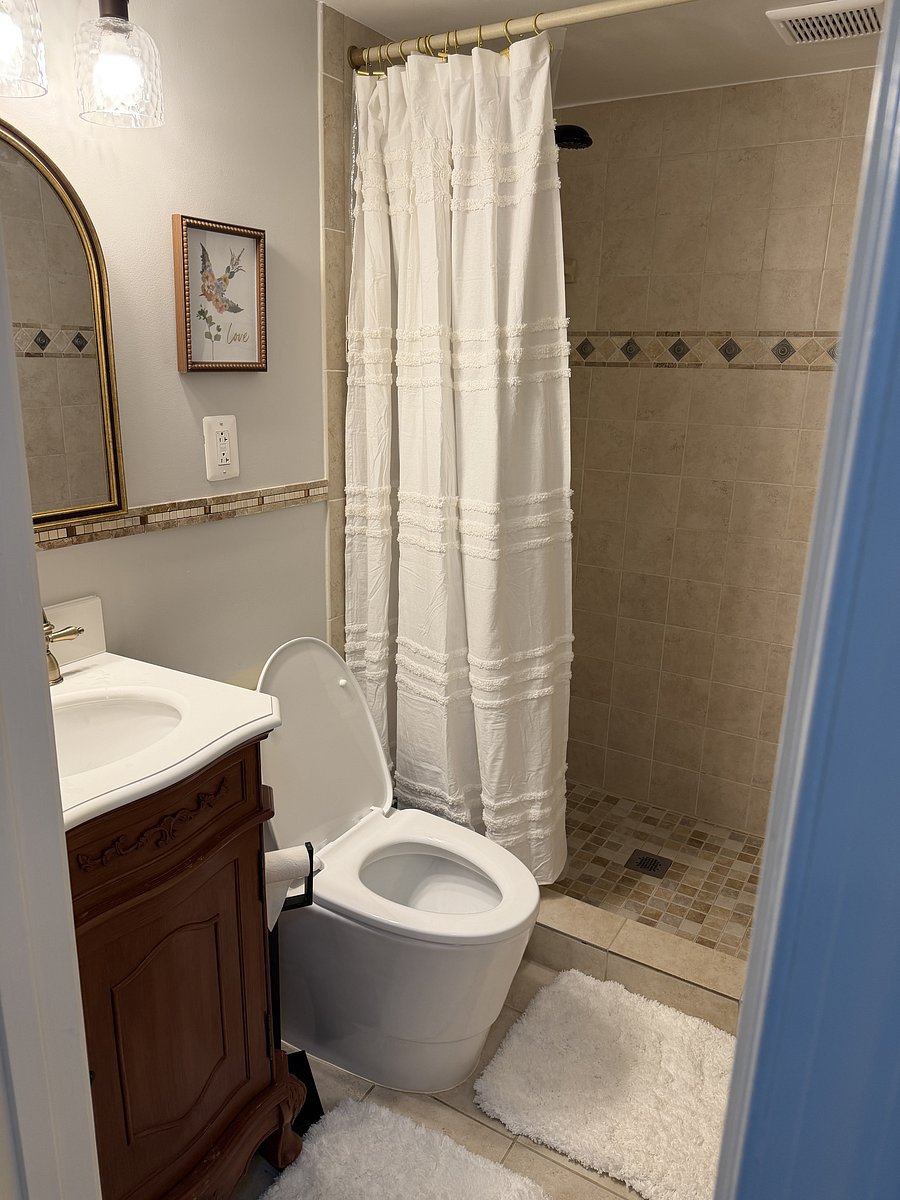 Furnished Finder property 1045665_1 photo 20
