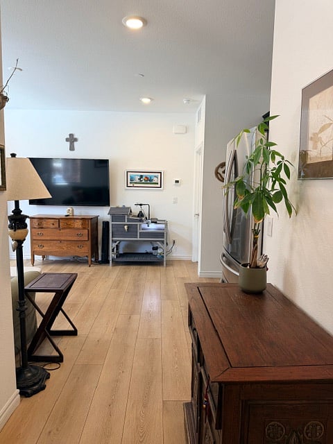 Furnished Finder property 1045668_1 photo 1