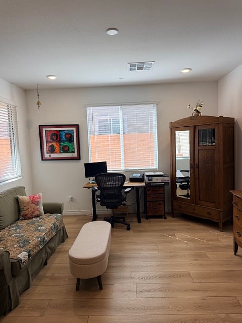 Furnished Finder property 1045668_1 photo 3