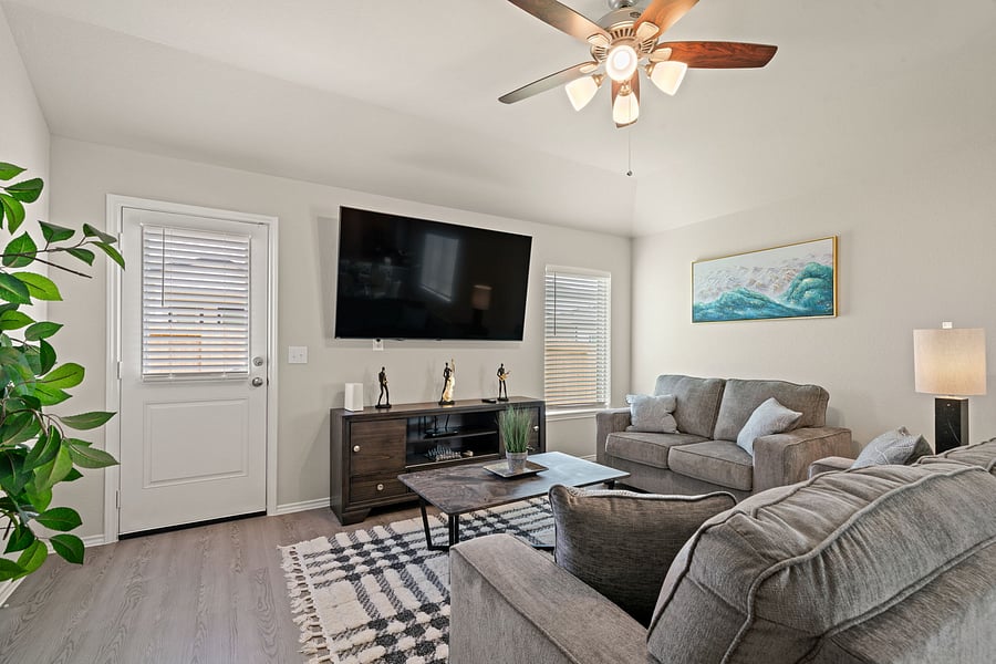 Furnished Finder property 1045676_1 photo 12